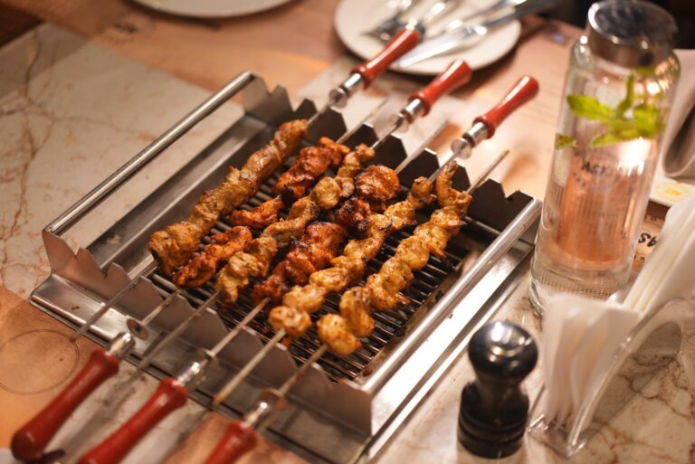 🍽️ Why ASF BBQ Is the Best Spot for Corporate Lunches in Hyderabad